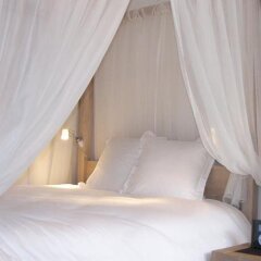 Отель B&B Double Door Брюгге комната для гостей фото 2