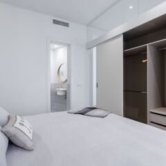 Отель Puerta Toledo Apartment by FlatSweethome Испания, Мадрид - отзывы, цены и фото номеров - забронировать отель Puerta Toledo Apartment by FlatSweethome онлайн комната для гостей фото 2