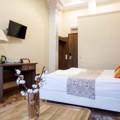 Гостиница Mini-hotel ''Silk Way'' в Санкт-Петербурге 7 отзывов об отеле, цены и фото номеров - забронировать гостиницу Mini-hotel ''Silk Way'' онлайн Санкт-Петербург удобства в номере фото 2