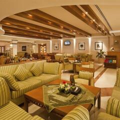 Отель Coral Beach Resort - Sharjah ОАЭ, Шарджа - 8 отзывов об отеле, цены и фото номеров - забронировать отель Coral Beach Resort - Sharjah онлайн интерьер отеля