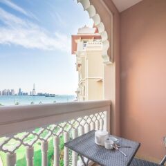 Отель Maison Privee - Grandeur Residence балкон