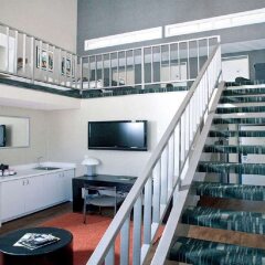 Ramada Plaza Hotel & Suites - West Hollywood интерьер отеля