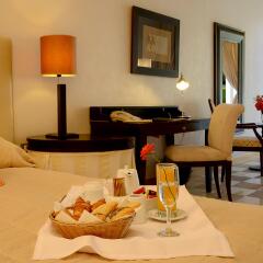 Plaza Resort Hotel в номере