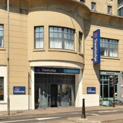 Отель Travelodge Brighton Seafront Брайтон вид на фасад фото 3