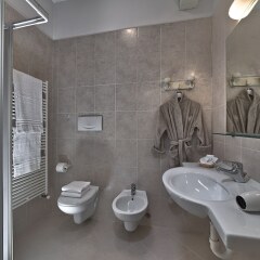 Отель Excelsior Terme Италия, Абано-Терме - отзывы, цены и фото номеров - забронировать отель Excelsior Terme онлайн ванная фото 2