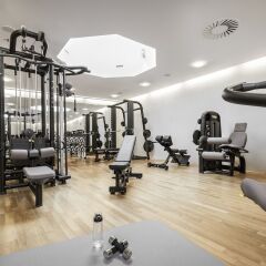 Отель Das Central – Alpine . Luxury . Life фитнесс-зал фото 4
