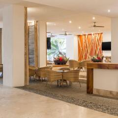 Отель Sheraton Buganvilias Resort & Convention Center интерьер отеля