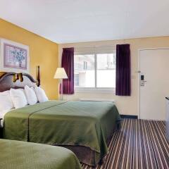 Отель Travelodge by Wyndham Chambersburg США, Чемберсберг - отзывы, цены и фото номеров - забронировать отель Travelodge by Wyndham Chambersburg онлайн комната для гостей фото 2