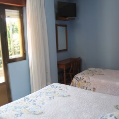 Отель Hostal Flor de Quejo Испания, Арнуэро - отзывы, цены и фото номеров - забронировать отель Hostal Flor de Quejo онлайн сейф в номере