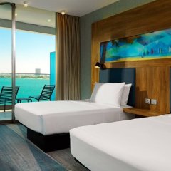 Отель Aloft Palm Jumeirah ОАЭ, Дубай - 2 отзыва об отеле, цены и фото номеров - забронировать отель Aloft Palm Jumeirah онлайн комната для гостей фото 4