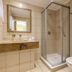 Courtyard Hotel Rosebank ванная
