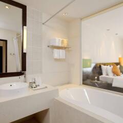 Отель APSARA Beachfront Resort and Villa ванная