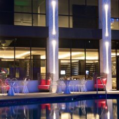 Отель Beverly Hills Marriott США, Лос-Анджелес - отзывы, цены и фото номеров - забронировать отель Beverly Hills Marriott онлайн бассейн