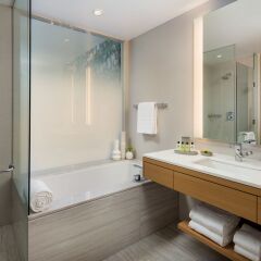 Отель InterContinental Los Angeles Downtown США, Лос-Анджелес - отзывы, цены и фото номеров - забронировать отель InterContinental Los Angeles Downtown онлайн ванная фото 2