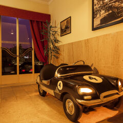 Pão de Açúcar – Vintage Bumper Car Hotel спортивное сооружение