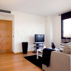 Апартаменты You Stylish Beach Apartments комната для гостей фото 4