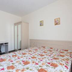 Апартаменты Two Bedroom Apartment with Kitchen комната для гостей фото 2