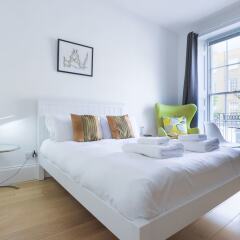 Отель Modern and Bright 1 Bed Apartment in Marylebone Великобритания, Лондон - отзывы, цены и фото номеров - забронировать отель Modern and Bright 1 Bed Apartment in Marylebone онлайн комната для гостей фото 2