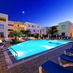 Meropi Hotel & Apartments бассейн фото 5
