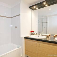 Отель Residhome Asnières ванная