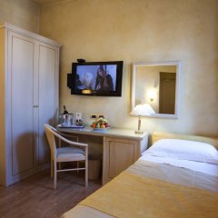 Отель Alba Palace Hotel Италия, Флоренция - 3 отзыва об отеле, цены и фото номеров - забронировать отель Alba Palace Hotel онлайн комната для гостей фото 2