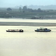 Ayarwaddy River View Hotel фото 4