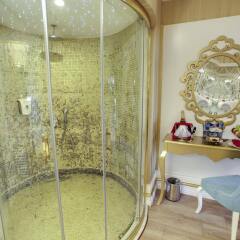 Azura Deluxe Resort & Spa Турция, Аланья - 1 отзыв об отеле, цены и фото номеров - забронировать отель Azura Deluxe Resort & Spa - All Inclusive онлайн ванная