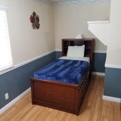 Отель Traveler's Bed & Breakfast Hostel США, Лас-Вегас - отзывы, цены и фото номеров - забронировать отель Traveler's Bed & Breakfast Hostel онлайн бассейн