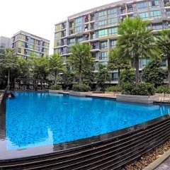 Отель Modern Loft Icondo @ Sukhumvit 103 Бангкок бассейн фото 3