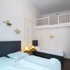 Апартаменты Hybernska Apartments комната для гостей фото 4