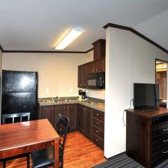 Instalodge Hotel And Suites в номере