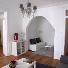 Отель Travel and Tales Príncipe Real Apartments Португалия, Лиссабон - отзывы, цены и фото номеров - забронировать отель Travel and Tales Príncipe Real Apartments онлайн комната для гостей фото 2
