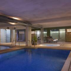 Отель INNSIDE by Meliá Palma Center бассейн