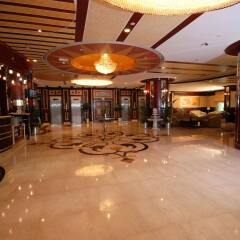 Отель Al Bustan Tower Hotel Suites ОАЭ, Шарджа - отзывы, цены и фото номеров - забронировать отель Al Bustan Tower Hotel Suites онлайн интерьер отеля