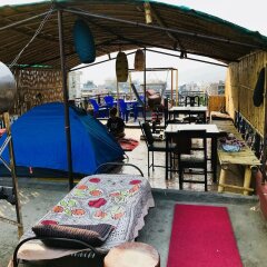 Отель Aroma Tourist Hostel Непал, Покхара - отзывы, цены и фото номеров - забронировать отель Aroma Tourist Hostel онлайн бассейн фото 2
