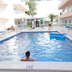 Отель Apartamentos Playa Sol I Испания, Ивиса - отзывы, цены и фото номеров - забронировать отель Apartamentos Playa Sol I онлайн детские мероприятия