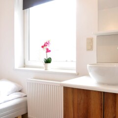 Отель Midtown Hostel Gdańsk Польша, Гданьск - 3 отзыва об отеле, цены и фото номеров - забронировать отель Midtown Hostel Gdańsk онлайн ванная фото 2