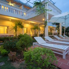 Отель Blue Paradise Resort бассейн