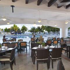 Отель Beachscape Kin ha Villas & Suites питание