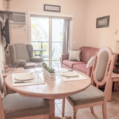 Desert Surfside Waterfront Accommodations In Osoyoos Canada From 273 Photos Reviews Zenhotels Com
