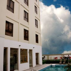 Chesney Hotel in Lagos, Nigeria from 79$, photos, reviews - zenhotels.com pool photo 2