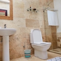 Regal Spaces at Imperial Grove in Accra, Ghana from 120$, photos, reviews - zenhotels.com bathroom