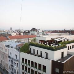 Square Nine Hotel Belgrade балкон