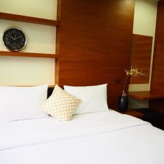 The Route Sriracha Hotel and Residence комната для гостей фото 3