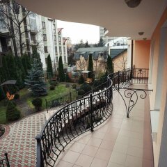 Гостиница Вилла Марта Украина, Трускавец - отзывы, цены и фото номеров - забронировать гостиницу Вилла Марта онлайн балкон