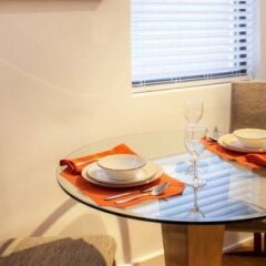 Апартаменты The Bond Apartments удобства в номере