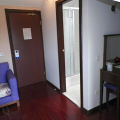 Hotel Club-E удобства в номере