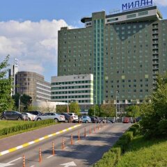 Гостиница Милан вид на фасад