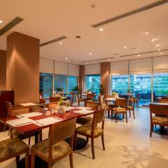Апартаменты Norfolk Mansion Luxury Serviced Apartment питание