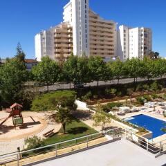 Отель Apartamentos Turisticos Jardins Da Rocha